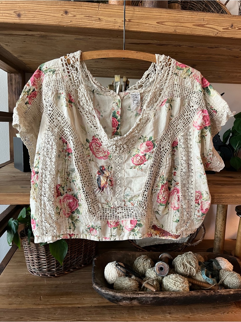 🌺 Magnolia Pearl Floral Dejah Blouse - Picture 3 of 17